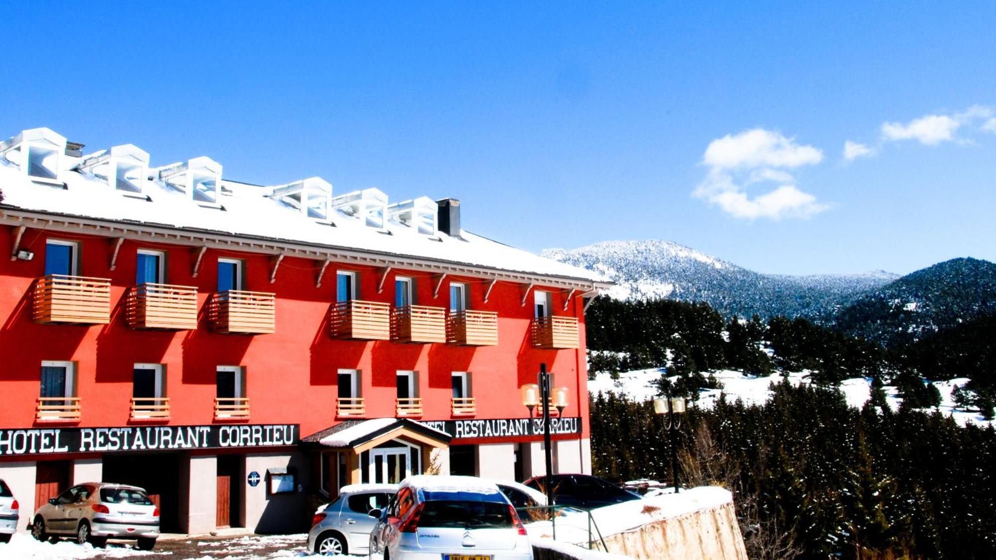 Hotel Corrieu La Llagonne Экстерьер фото