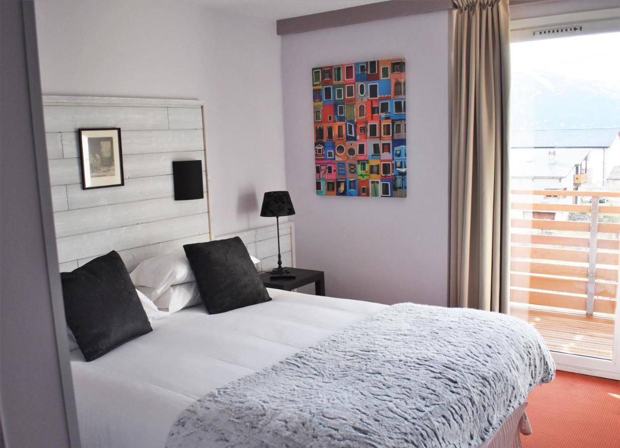 Hotel Corrieu La Llagonne Экстерьер фото