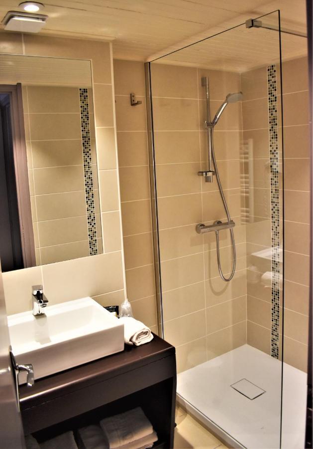 Hotel Corrieu La Llagonne Экстерьер фото