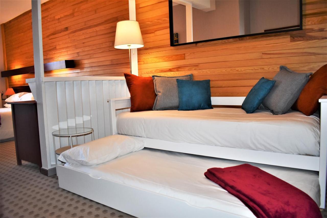 Hotel Corrieu La Llagonne Экстерьер фото