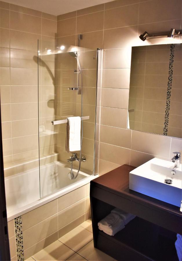 Hotel Corrieu La Llagonne Экстерьер фото